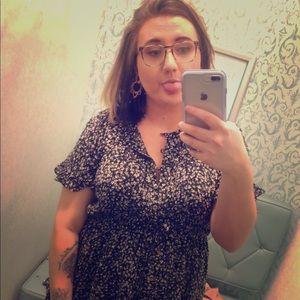 Meet your Posher, Ariana